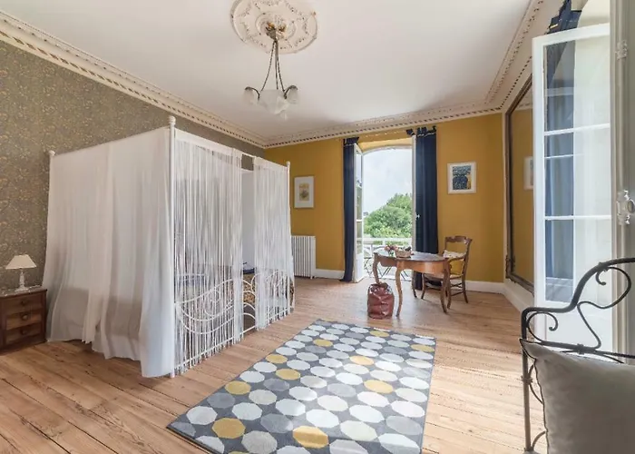 Chambres D'hotes La Bastane *